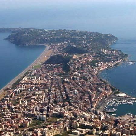 Castello Di Sotto Bed & Breakfast Milazzo Bilik gambar
